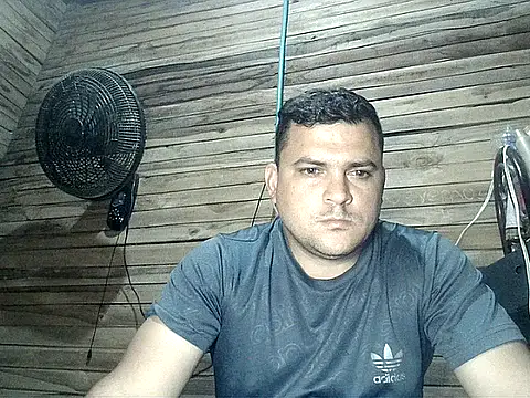 Arcangel 05 online show from August 4, 2026, 3:33 am