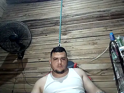 Arcangel 05 online show from June 26, 2026, 5:02 am