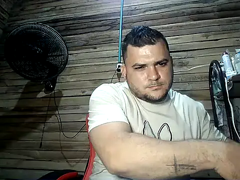 Arcangel 05 online show from June 21, 2026, 11:54 pm