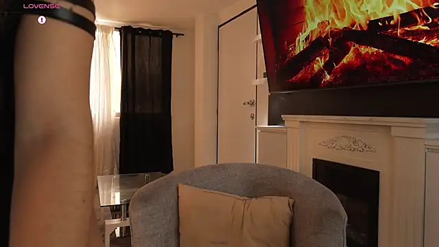 GiaFaaris online show from November 15, 2025, 6:45 pm