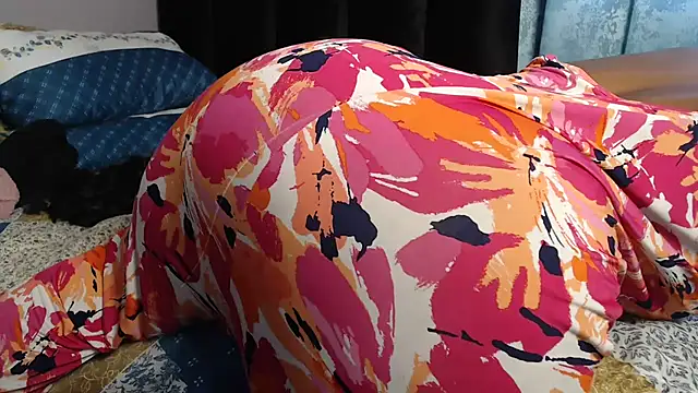 SweetAppleCandyxx online show from June 27, 2026, 8:20 am