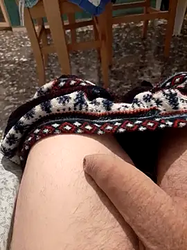 Alex 7422 online show from November 18, 2025, 10:24 pm