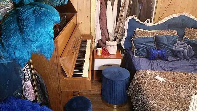 VanessaDoyle online show from January 18, 2026, 3:37 pm