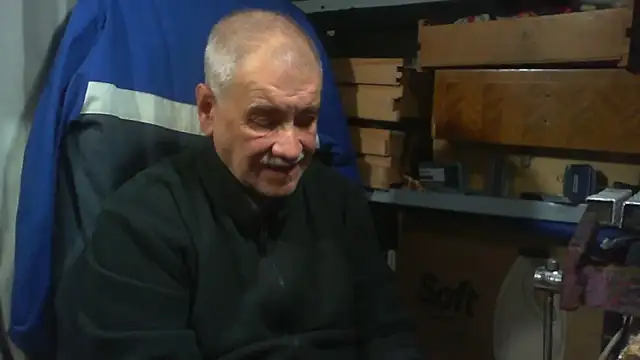 Snapshot of nonnomaturobisex chatting on December 22, 2025, 11:32 am nonnomaturobisex online show from December 22, 2025, 11:32 am