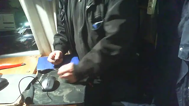 Snapshot of nonnomaturobisex chatting on November 13, 2025, 8:18 am nonnomaturobisex online show from November 13, 2025, 8:18 am