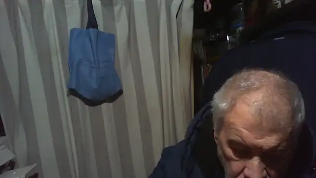 Snapshot of nonnomaturobisex chatting on February 24, 2026, 8:04 am nonnomaturobisex online show from February 24, 2026, 8:04 am