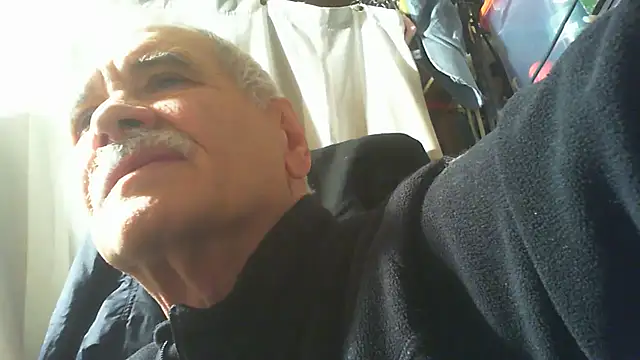 Snapshot of nonnomaturobisex chatting on November 2, 2025, 9:25 am nonnomaturobisex online show from November 2, 2025, 9:25 am