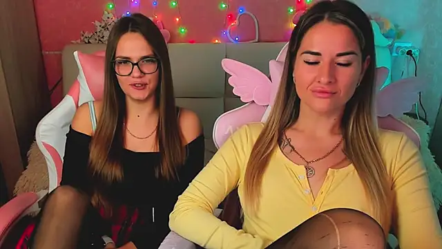 ivannatompsonnn online show from May 16, 2026, 10:36 am