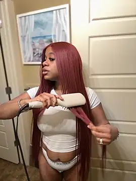 Snapshot of Tikalalin chatting on February 2, 2026, 2:27 pm Tikalalin online show from February 2, 2026, 2:27 pm