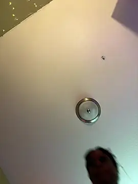 Snapshot of Tikalalin chatting on March 13, 2026, 4:01 pm Tikalalin online show from March 13, 2026, 4:01 pm