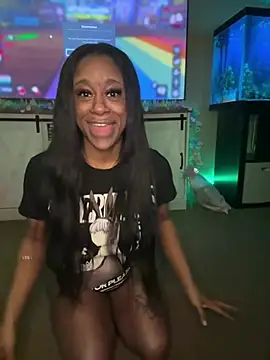 Snapshot of Tikalalin chatting on March 24, 2026, 8:36 am Tikalalin online show from March 24, 2026, 8:36 am