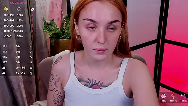 LianaFord online show from November 13, 2025, 7:45 am