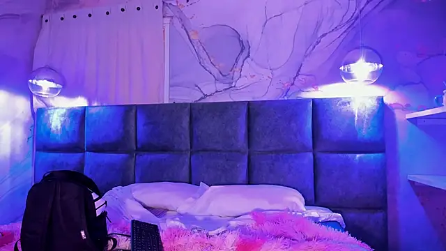 AntonellaRossi online show from March 2, 2026, 8:16 pm