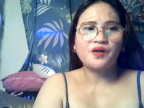 Amazing Angel22 online show from April 11, 2026, 8:34 pm