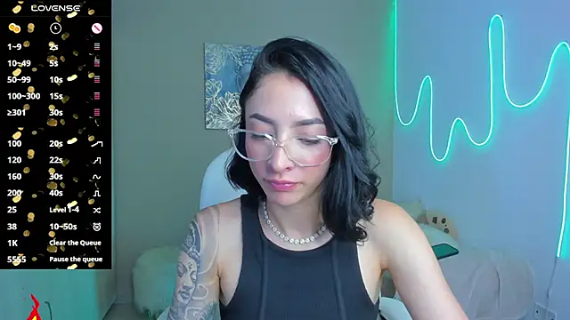 Snapshot of barbie_scoth_ chatting on October 23, 2025, 7:56 pm barbie scoth  online show from October 23, 2025, 7:56 pm