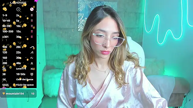 Snapshot of barbie_scoth_ chatting on March 8, 2025, 3:06 am barbie scoth  online show from March 8, 2025, 3:06 am