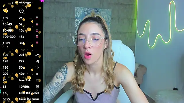 Snapshot of barbie_scoth_ chatting on March 1, 2025, 2:37 am barbie scoth  online show from March 1, 2025, 2:37 am