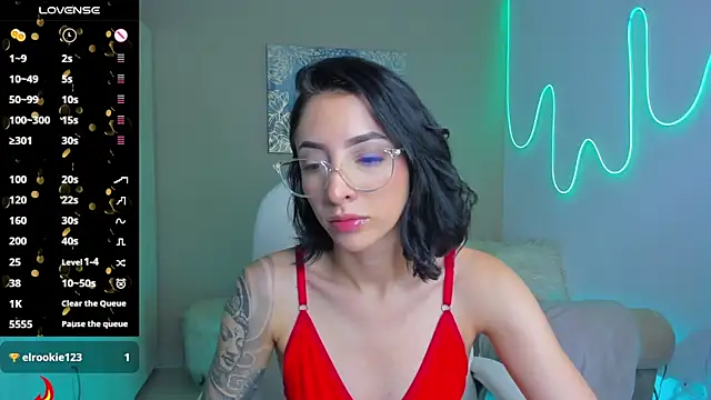 Snapshot of barbie_scoth_ chatting on October 8, 2025, 11:16 pm barbie scoth  online show from October 8, 2025, 11:16 pm
