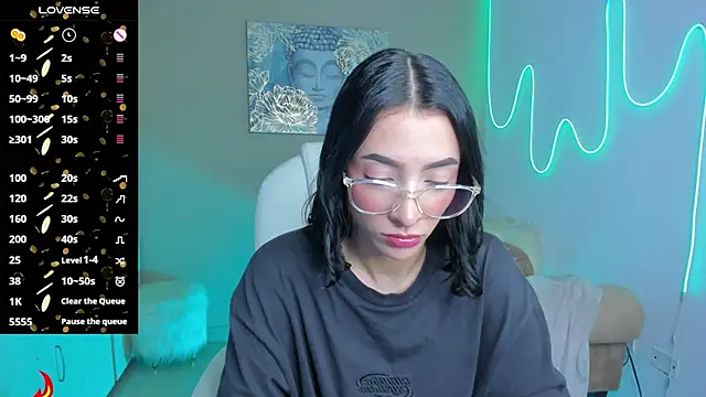 Snapshot of barbie_scoth_ chatting on October 18, 2025, 8:44 pm barbie scoth  online show from October 18, 2025, 8:44 pm