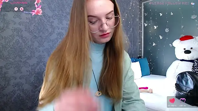 KateJonson online show from May 2, 2026, 6:51 am