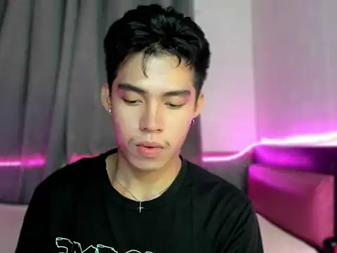 Lightjt04 online show from October 30, 2025, 5:54 pm