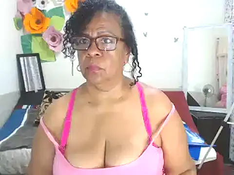 Snapshot of Yayis-hot-sexyw chatting on January 29, 2025, 4:30 pm Yayis-hot-sexyw online show from January 29, 2025, 4:30 pm