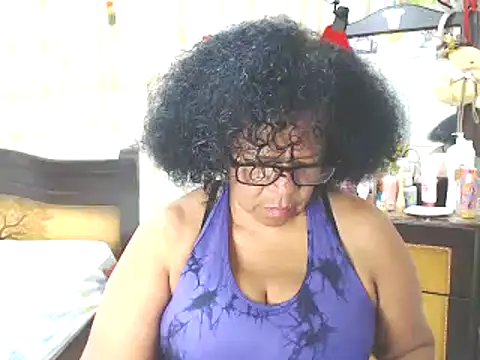 Snapshot of Yayis-hot-sexyw chatting on January 5, 2025, 3:43 am Yayis-hot-sexyw online show from January 5, 2025, 3:43 am