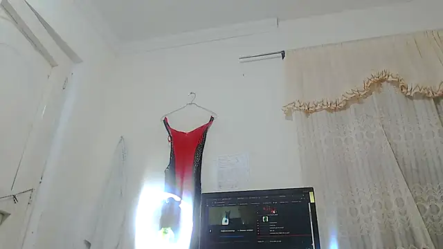 Snapshot of Yayis-hot-sexyw chatting on February 14, 2025, 12:30 am Yayis-hot-sexyw online show from February 14, 2025, 12:30 am