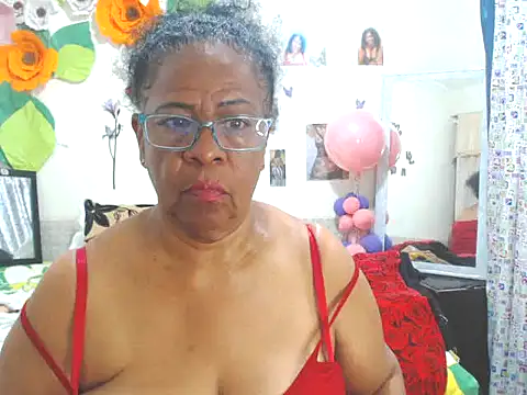 Snapshot of Yayis-hot-sexyw chatting on November 2, 2025, 6:18 am Yayis-hot-sexyw online show from November 2, 2025, 6:18 am