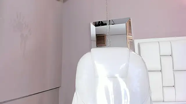 Snapshot of _BunnyNaugthy chatting on September 29, 2025, 12:11 pm BunnyNaugthy online show from September 29, 2025, 12:11 pm