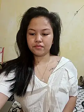 Snapshot of Cutie_Sweet_Girl69 chatting on March 6, 2025, 1:58 am Cutie Sweet Girl69 online show from March 6, 2025, 1:58 am