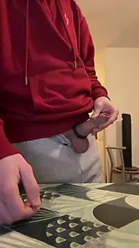 yann2392 online show from December 23, 2025, 12:00 am