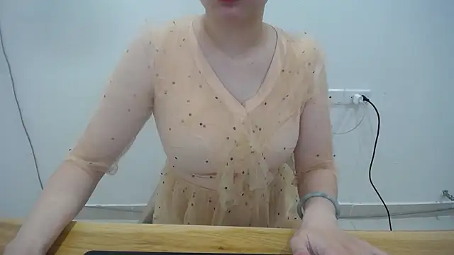 Snapshot of Leiershery chatting on September 26, 2025, 1:45 am Leiershery online show from September 26, 2025, 1:45 am