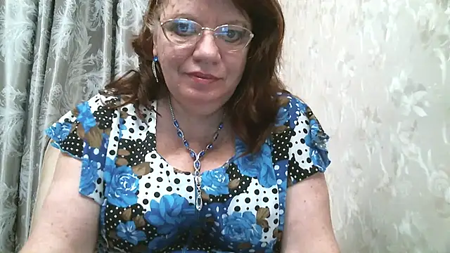 SusanaAhSun online show from November 24, 2025, 12:05 pm