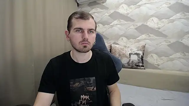 SerzhKorol1 online show from November 18, 2025, 4:49 am