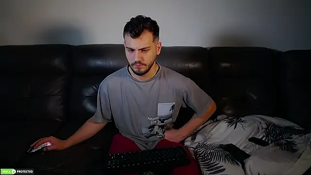 CrazyDom1 online show from February 15, 2026, 11:53 am