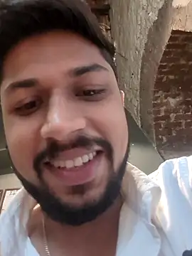  IRRESISTIBLE  online show from September 14, 2025, 9:09 am