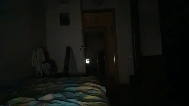 Snapshot of Lamonteik chatting on February 13, 2026, 9:04 pm Lamonteik online show from February 13, 2026, 9:04 pm