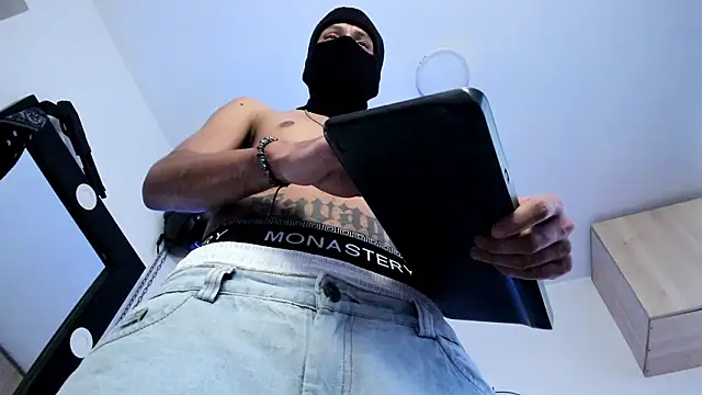 Samuel Suarez online show from March 6, 2026, 5:30 pm