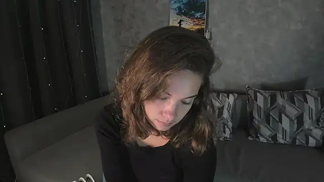 Snapshot of KristinaLoison chatting on September 29, 2025, 3:28 pm KristinaLoison online show from September 29, 2025, 3:28 pm