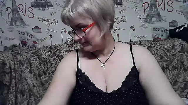 Snapshot of Gina_Marlyn chatting on February 9, 2025, 10:21 pm Gina Marlyn online show from February 9, 2025, 10:21 pm