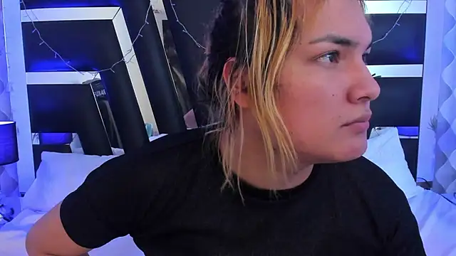 katya kozlov online show from September 13, 2025, 5:07 am