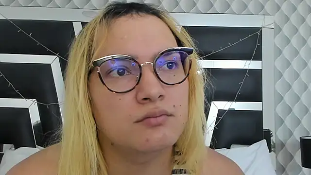 katya kozlov online show from April 2, 2026, 4:08 am