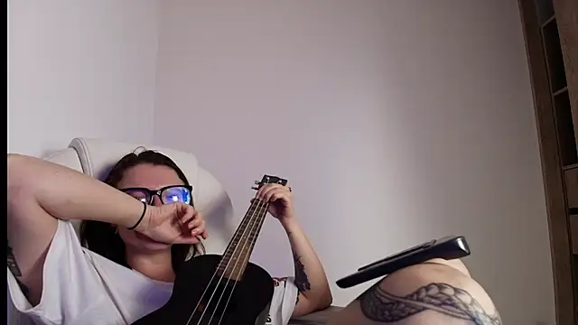 Arya starrk online show from March 6, 2025, 6:26 pm