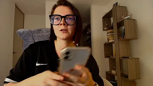 Arya starrk online show from October 6, 2025, 2:40 pm