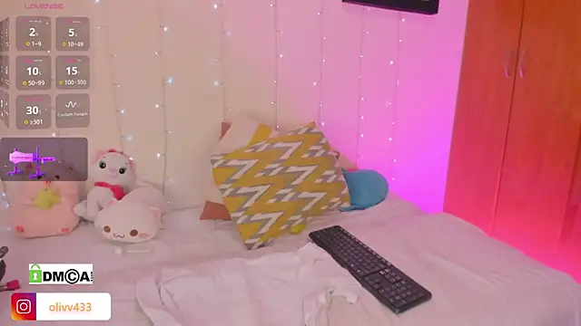 olivia  s online show from June 3, 2026, 2:45 am
