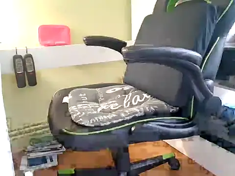 feathersify online show from September 30, 2025, 6:08 am