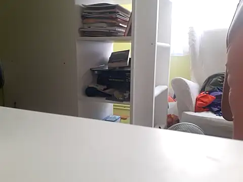 feathersify online show from September 16, 2025, 6:14 am