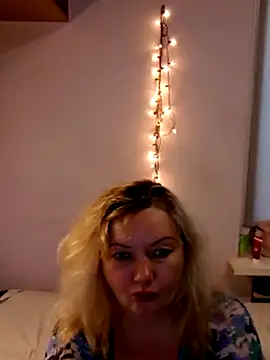Snapshot of Lusi-777 chatting on March 4, 2025, 2:42 pm Lusi-777 online show from March 4, 2025, 2:42 pm