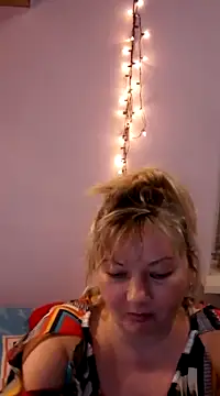 Snapshot of Lusi-777 chatting on February 20, 2025, 6:35 pm Lusi-777 online show from February 20, 2025, 6:35 pm
